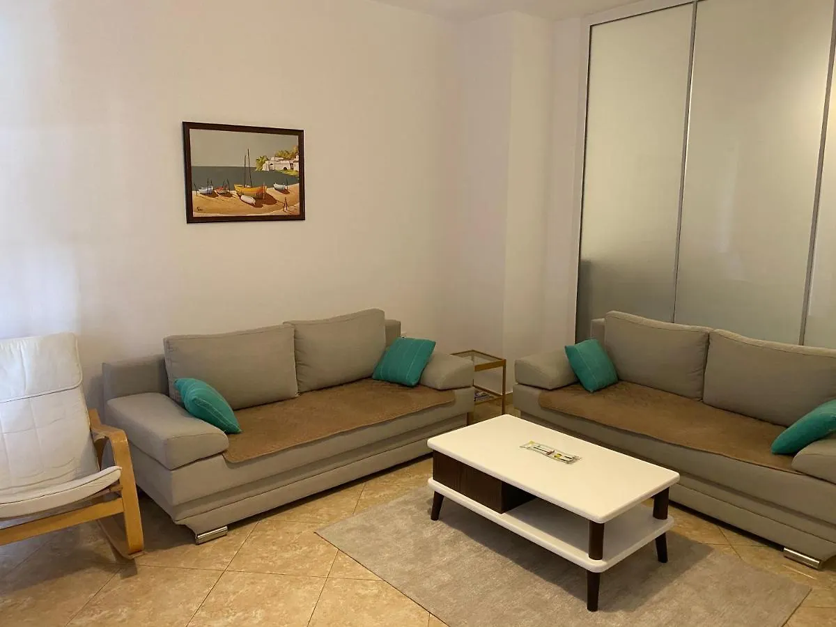 City Beach Apartment Sarandë