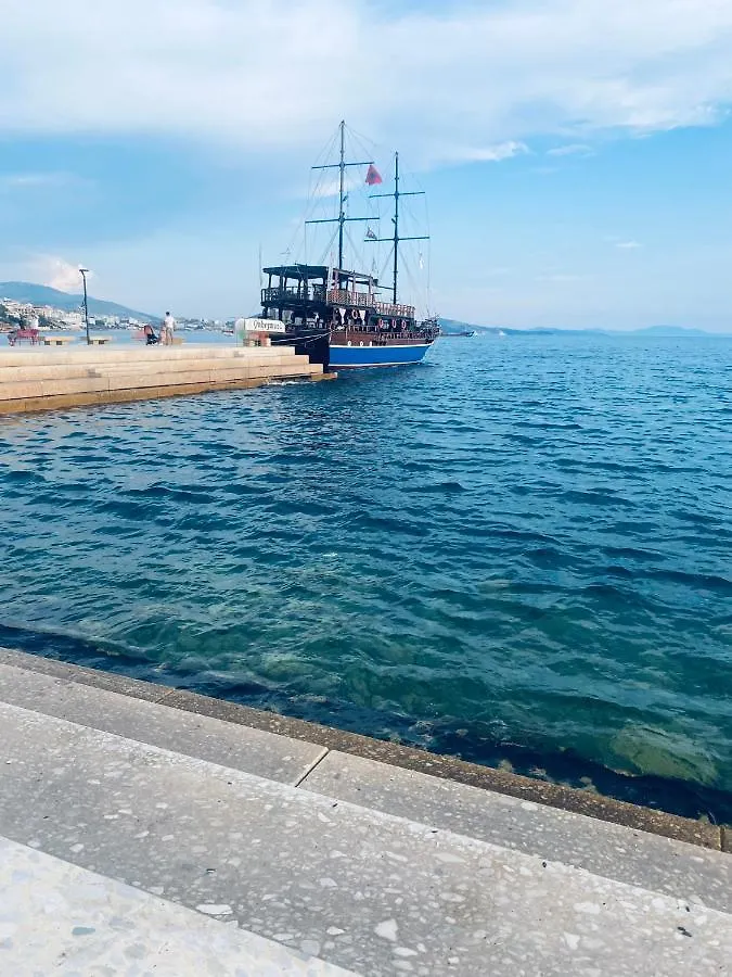City Beach Apartment Sarandë